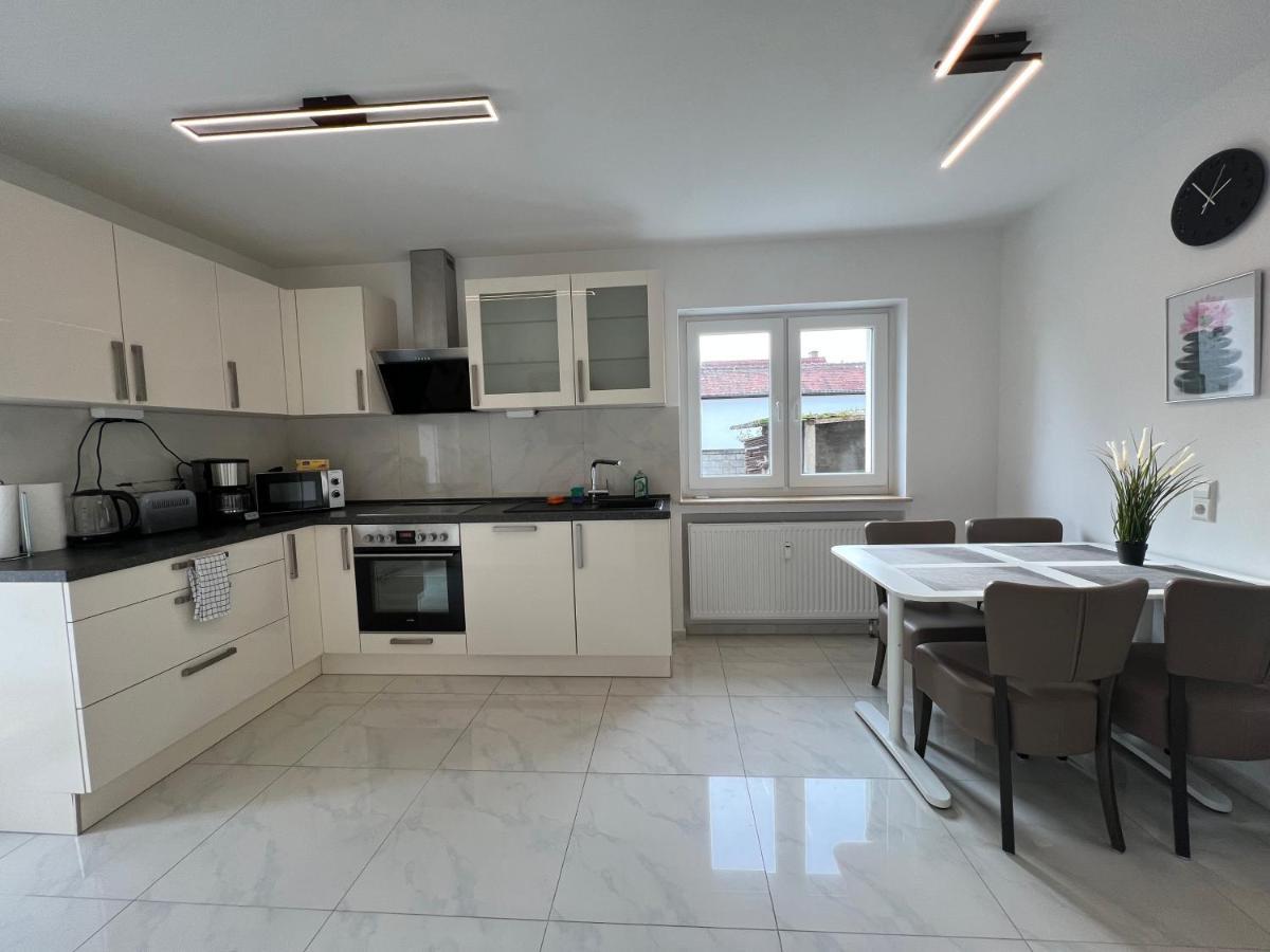 קרלסרוהה Wunderschoene Unterkunft Mit Terrasse - 24H7T Checkin מראה חיצוני תמונה